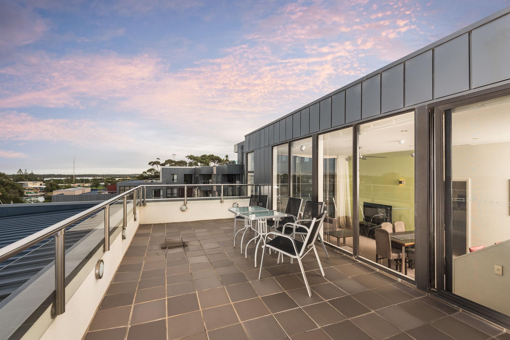 The Esplanade Resort And Spa Lakes Entrance Exterior foto